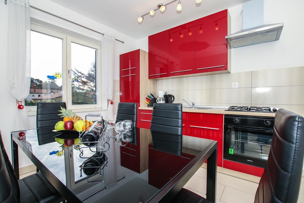 Apartment Bojan Пореч Экстерьер фото