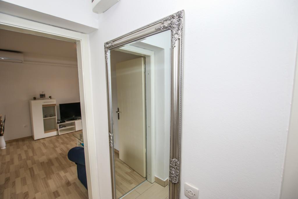 Apartment Bojan Пореч Экстерьер фото